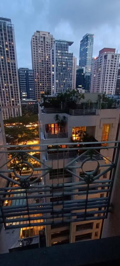 Studio in Alpha Salcedo Makati Salcedo Village Condo for Rent — photo 4