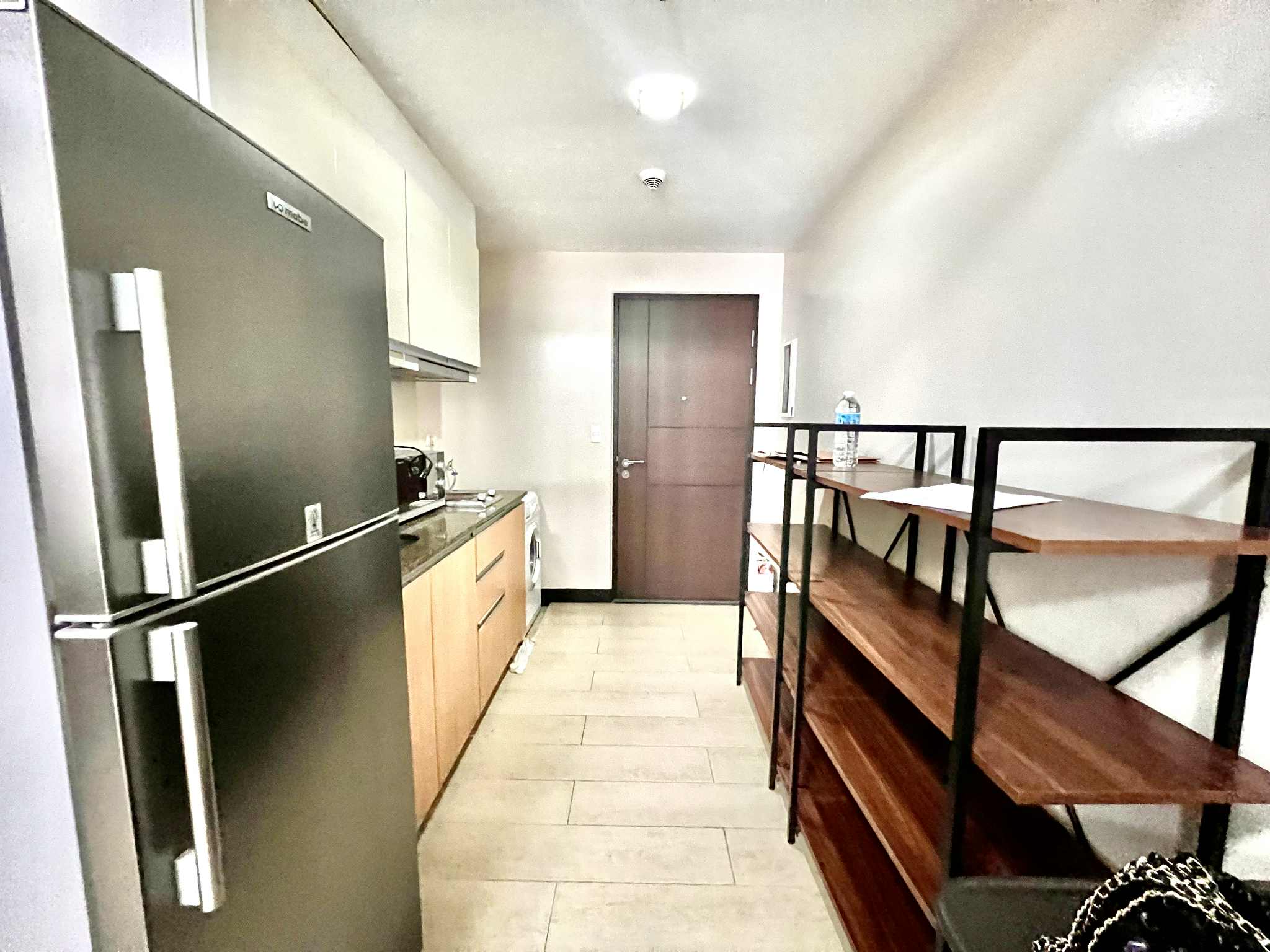 Studio in Salcedo Skysuites Salcedo Village Makati Condo for Rent Property ID: RT007 — photo 11
