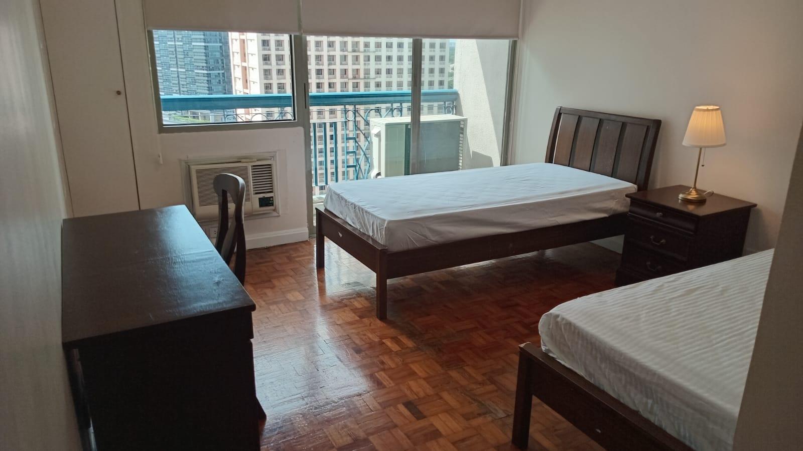 2 Bedroom for Rent in Frabella Condominium Legaspi Makati. Property ID: FM021 — photo 8