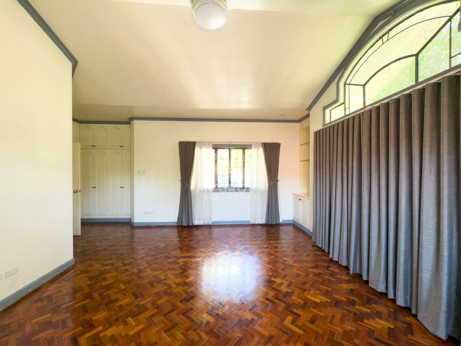 House with Swimming Pool for Rent in Ayala Alabang Village. Property ID: FM022 — photo 8