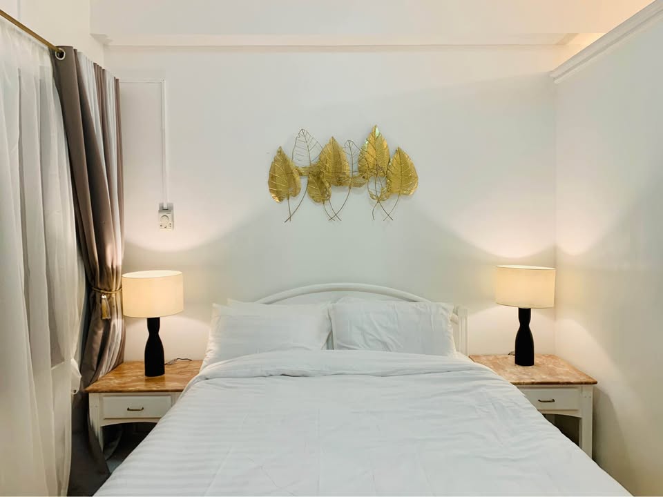 1 Bedroom For Rent in BSA Tower Residences w/ Balcony at Legaspi Makati City, Property ID: JP029 — photo 3