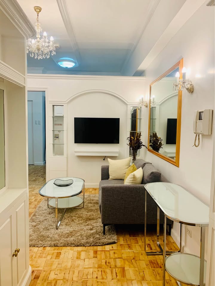 1 Bedroom For Rent in BSA Tower Residences w/ Balcony at Legaspi Makati City, Property ID: JP029 — photo 4