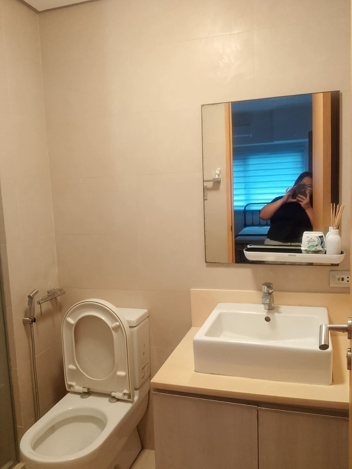 1 Bedroom For Rent in Signa Designer Residences Tower 1 at Salcedo Makati City, Property ID: JP031 — photo 4