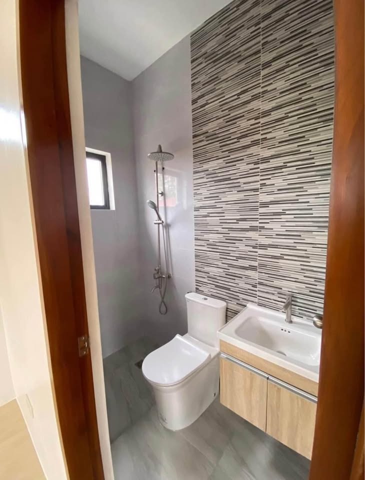 5 Bedroom Brand New House and Lot St. Charbel South Executive Homes, Dasmarinas, Cavite for Sale Property ID: RT014 — photo 9