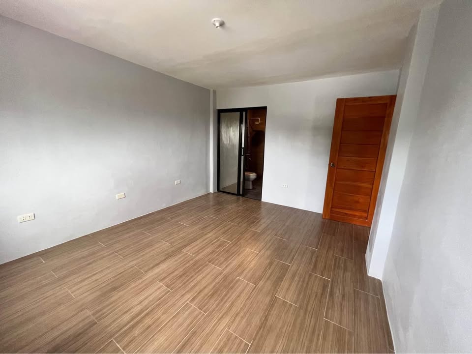 5 Bedroom Brand New House and Lot St. Charbel South Executive Homes, Dasmarinas, Cavite for Sale Property ID: RT015 — photo 4