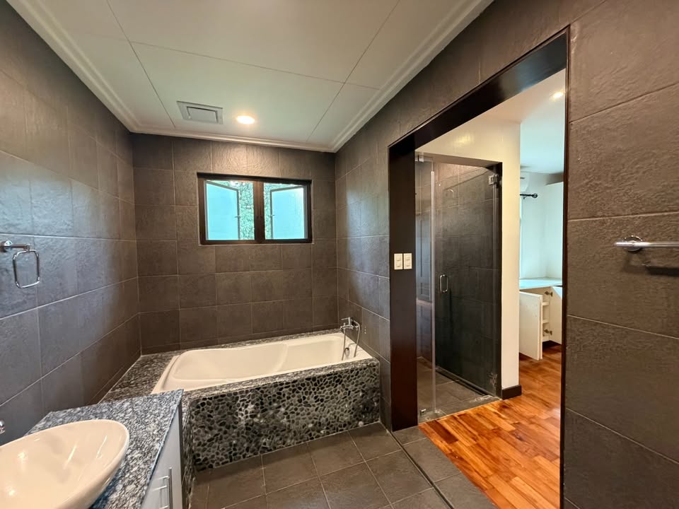 6 Bedroom in South Forbes Park Makati House for Rent with Swimming Pool Property ID: RT016 — photo 4