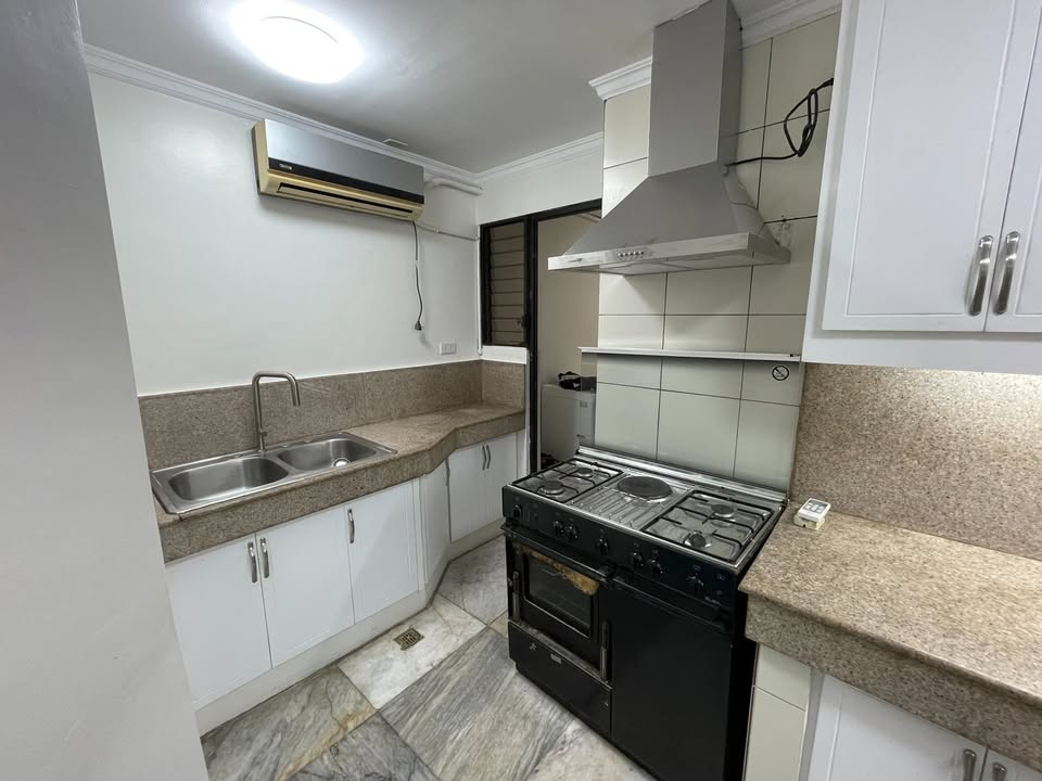 3 Bedroom in Skyland Plaza Makati City Condo for Rent Property ID: RT017 — photo 3