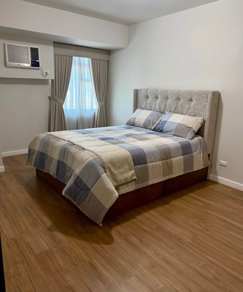 2 Bedroom in Kroma Tower Legaspi Village Makati Condo for Sale Property ID: RT018 — photo 6