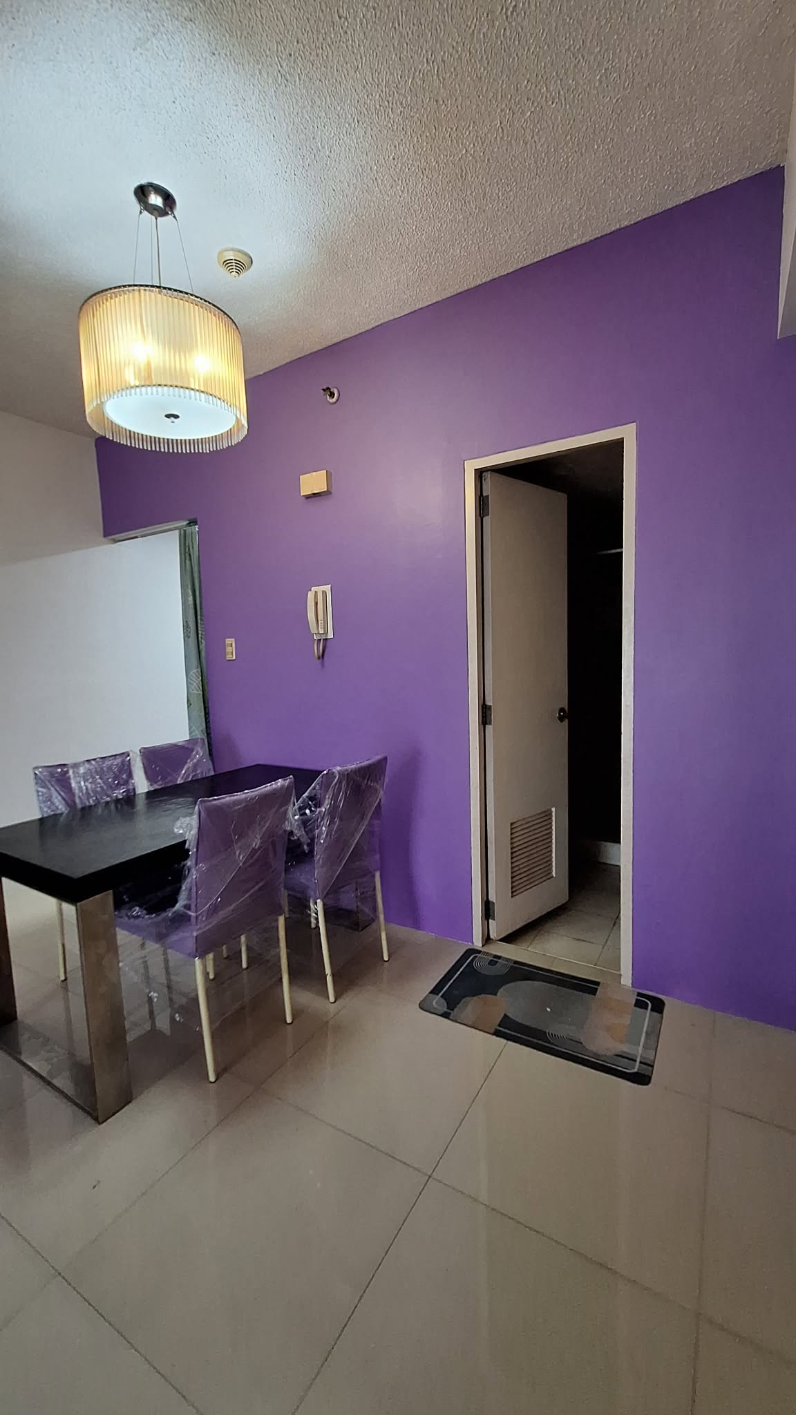 Studio For Rent in Greenbelt Chancellor at Legaspi Village Makati City, Property ID: JP036 — photo 2