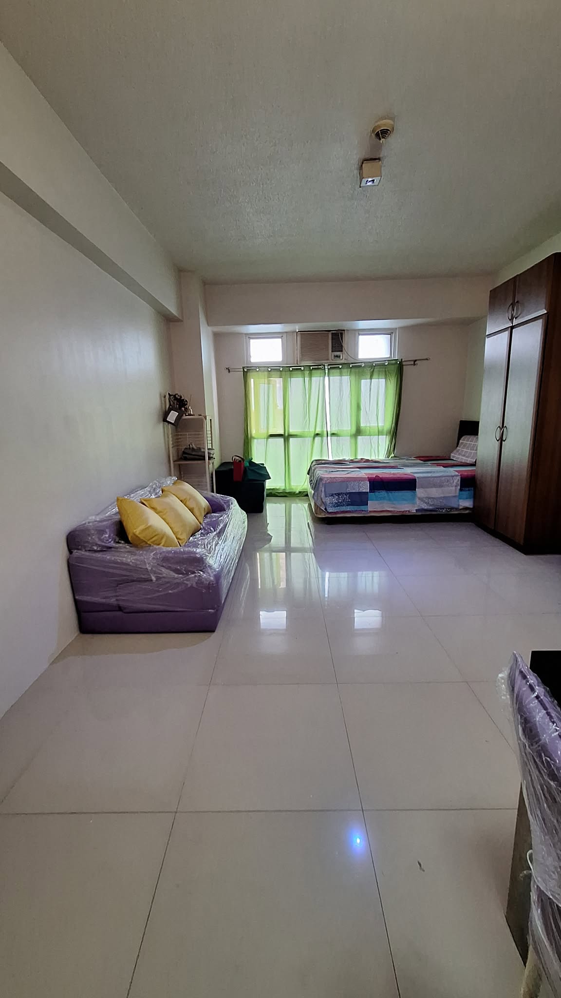 Studio For Rent in Greenbelt Chancellor at Legaspi Village Makati City, Property ID: JP036 — photo 5
