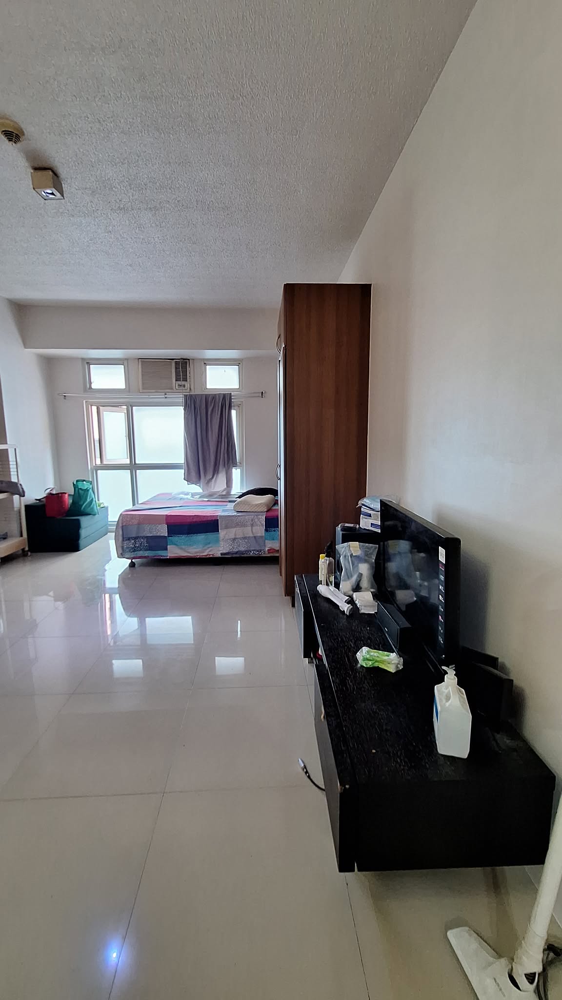 Studio For Rent in Greenbelt Chancellor at Legaspi Village Makati City, Property ID: JP036 — photo 9