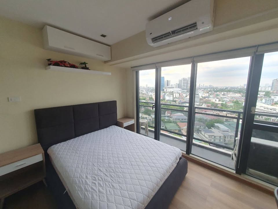 1 Bedroom For Sale in The Knightsbridge Residences at Poblacion Makati City, Property ID: JP038 — photo 2