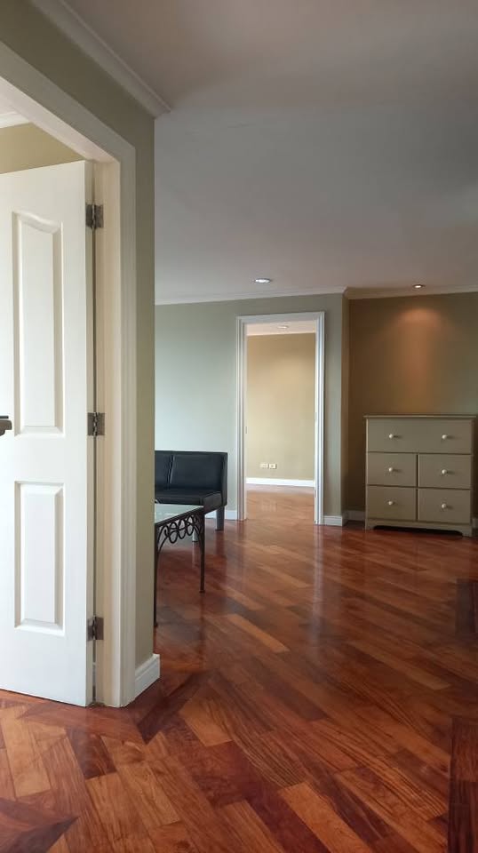 3 Bedroom in West of Ayala Makati Condo for Sale Property ID:RT022 — photo 4