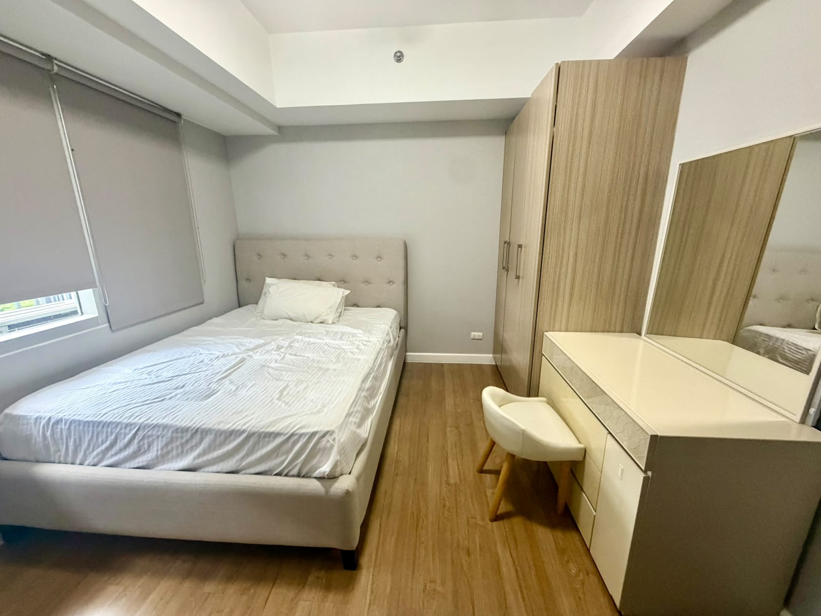2 Bedroom for Rent in Two Maridien BGC Taguig. Property ID: FM026 — photo 2