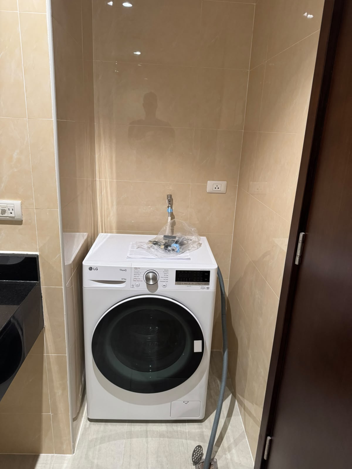 Studio for Rent in Verve Tower 1 BGC Taguig. Property ID: FM027 — photo 8