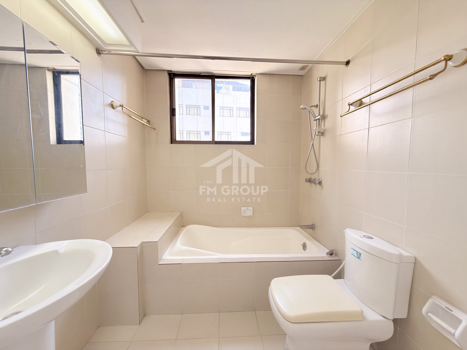 3 Bedroom in Skyland Plaza Makati City Condo for Rent Property ID: RT017 — photo 5