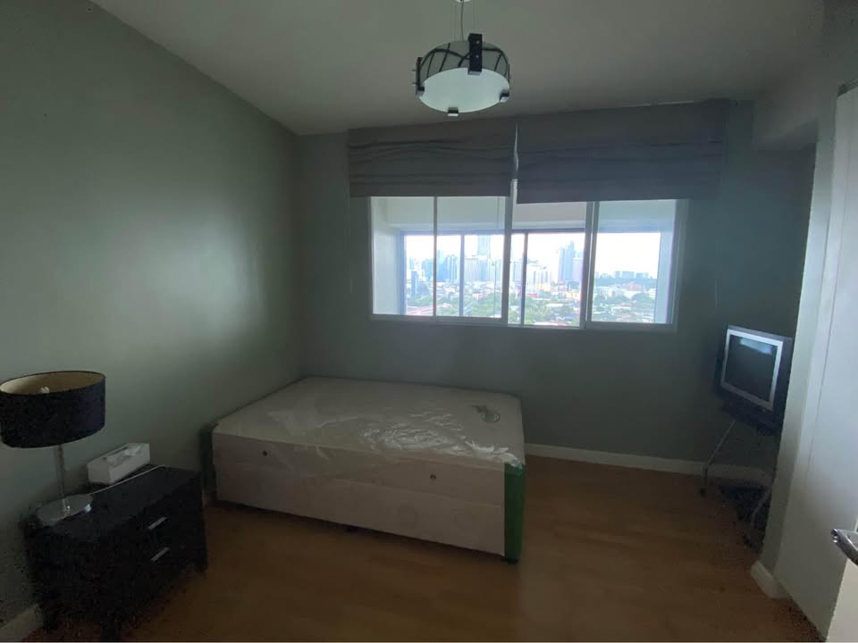 2 Bedroom in One Rockwell West Tower Makati City Condo for Rent Property ID: RT028 — photo 3