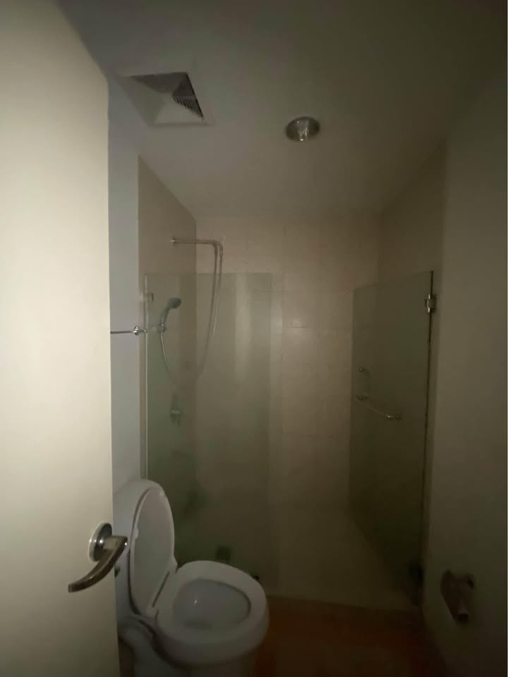 2 Bedroom in One Rockwell West Tower Makati City Condo for Rent Property ID: RT028 — photo 4