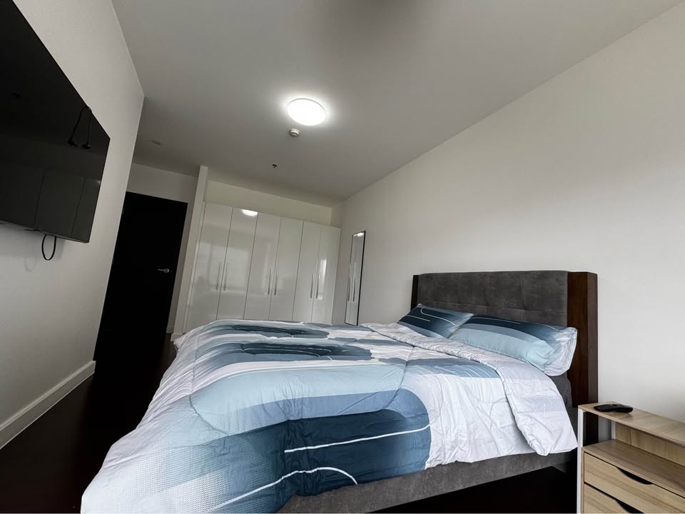 1 Bedroom in East Gallery Place BGC Taguig Condo for Rent Property ID: RT033 — photo 9