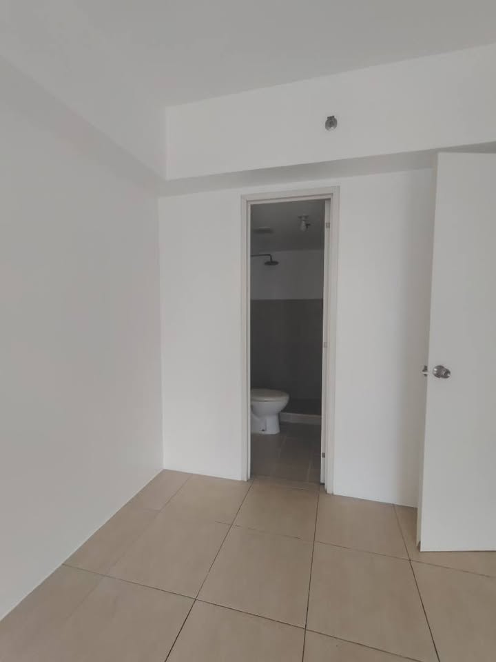2 Bedroom in Avida Towers Verte BGC Taguig Condo for Rent Property ID: RT034 — photo 6