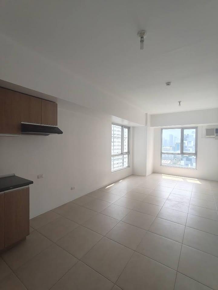 2 Bedroom in Avida Towers Verte BGC Taguig Condo for Rent Property ID: RT034 — photo 9