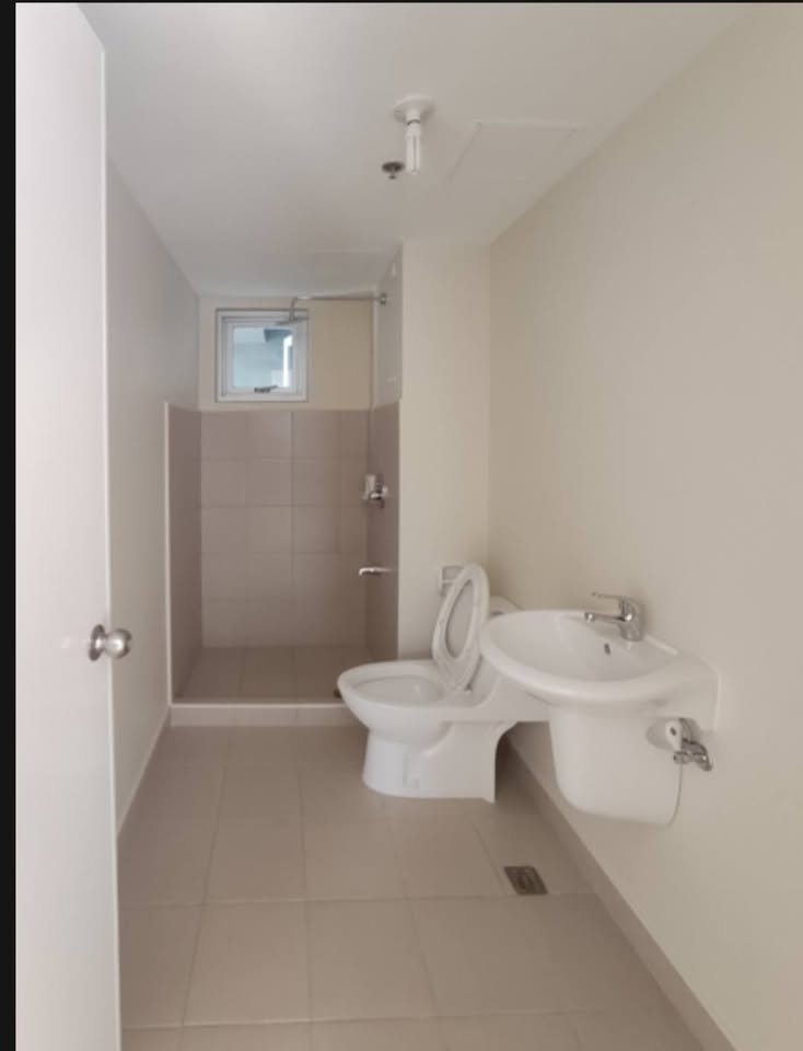 2 Bedroom in Avida Towers Verte BGC Taguig Condo for Rent Property ID: RT034 — photo 10
