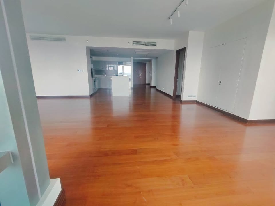 3 Bedroom in Horizon Homes Shangri La at The Fort BGC Taguig Condo for Rent Property ID: RT035 — photo 4