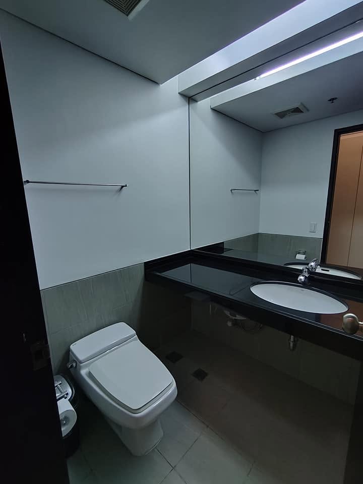 2 Bedroom in The Residences at Greenbelt San Lorenzo Tower Makati Condo for Rent Property ID: RT036 — photo 8