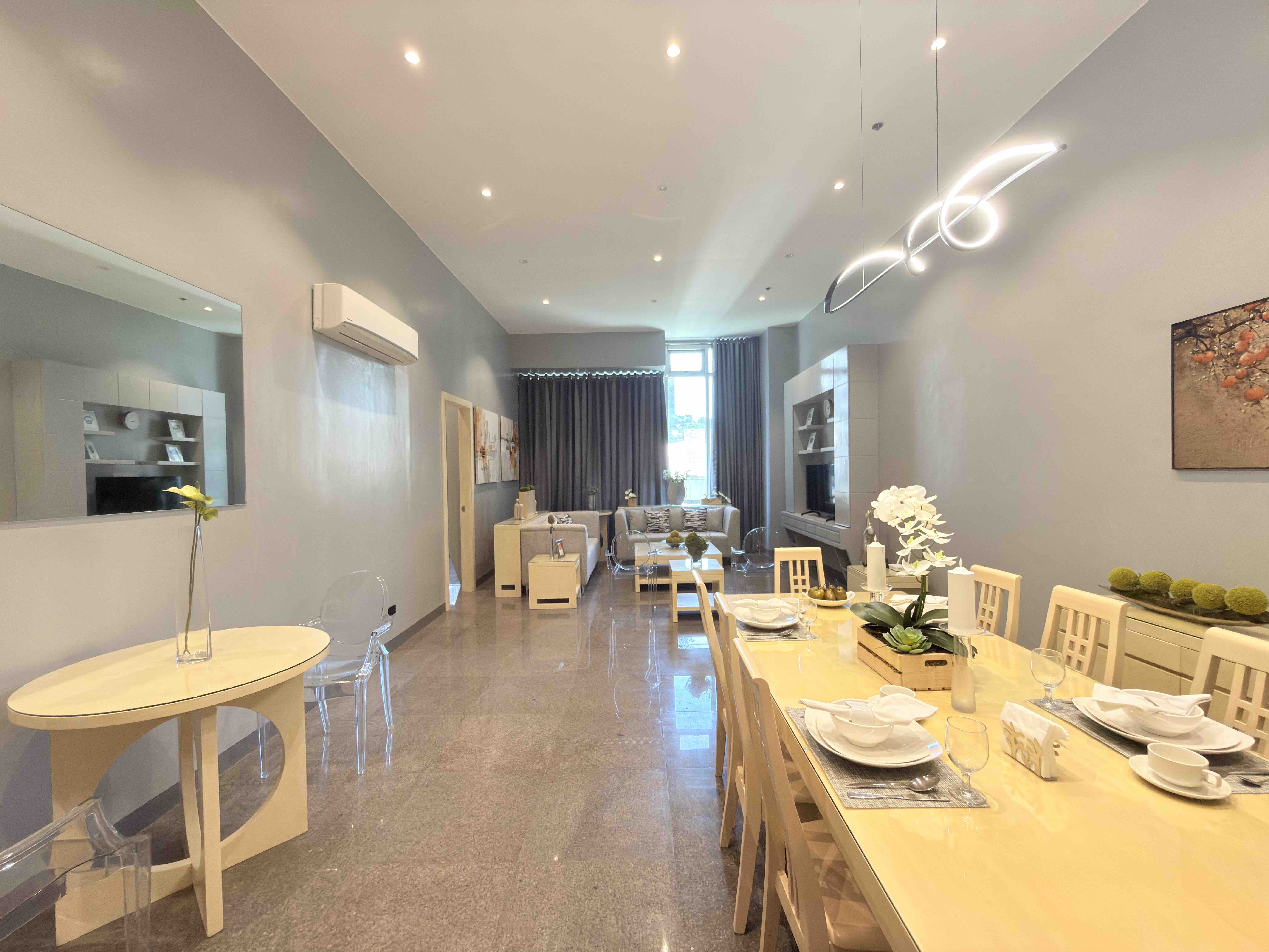 4 Bedroom 300sqm for Rent in The Luxe Residences BGC Taguig. Property ID: FM037 — photo 1