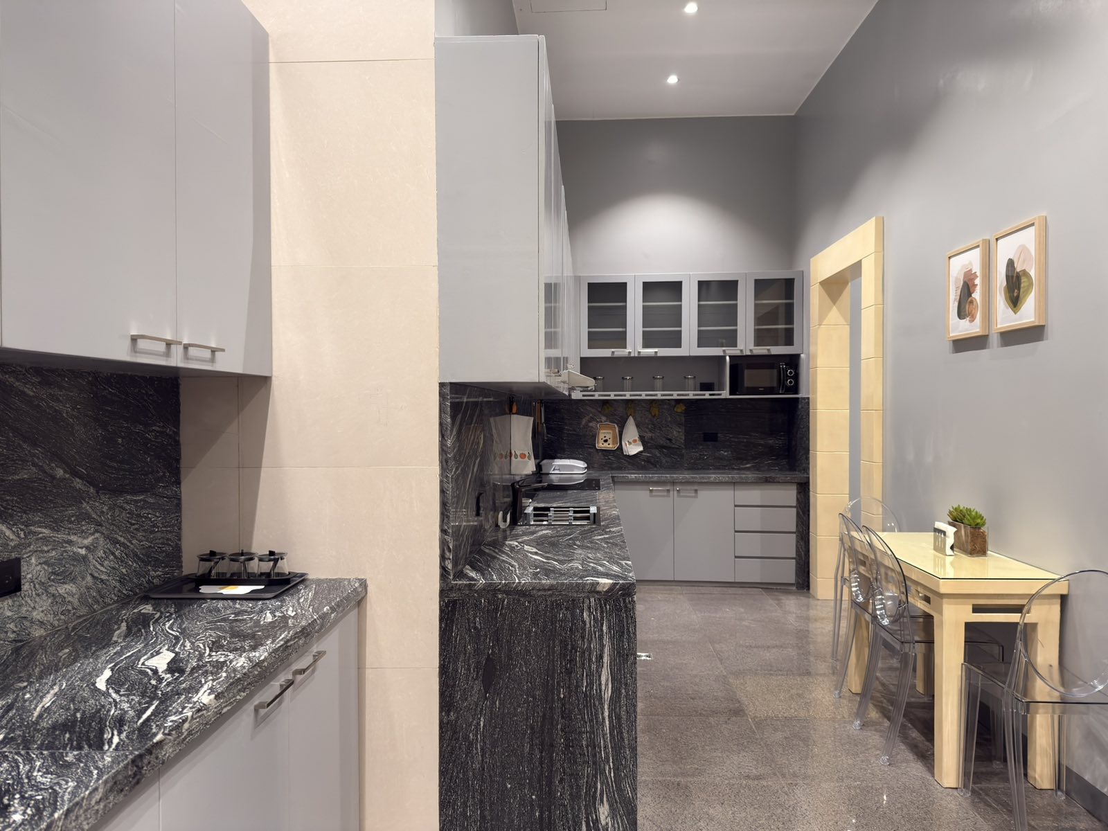 4 Bedroom 300sqm for Rent in The Luxe Residences BGC Taguig. Property ID: FM037 — photo 2