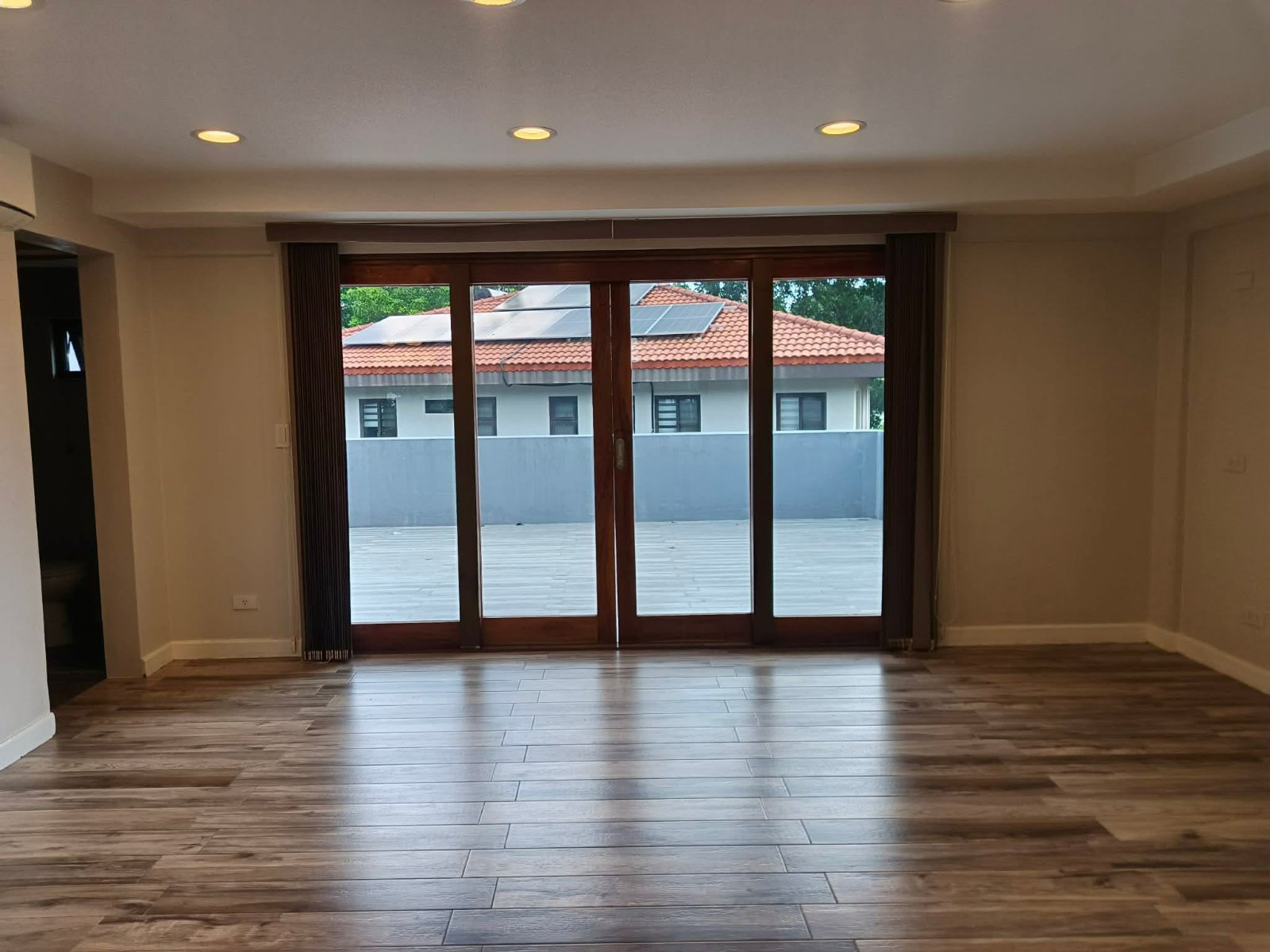 4 Bedroom House for Sale in Manila Southwoods Cabilang Baybay, Carmona Cavite. Property ID: FM038 — photo 8