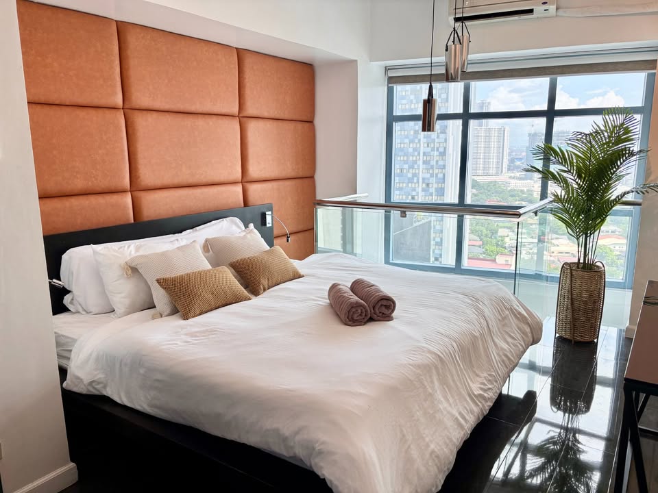 1 Bedroom Loft Type unit in Eton Parkview Greenbelt Makati Condo for Sale Property ID: RT037 — photo 12