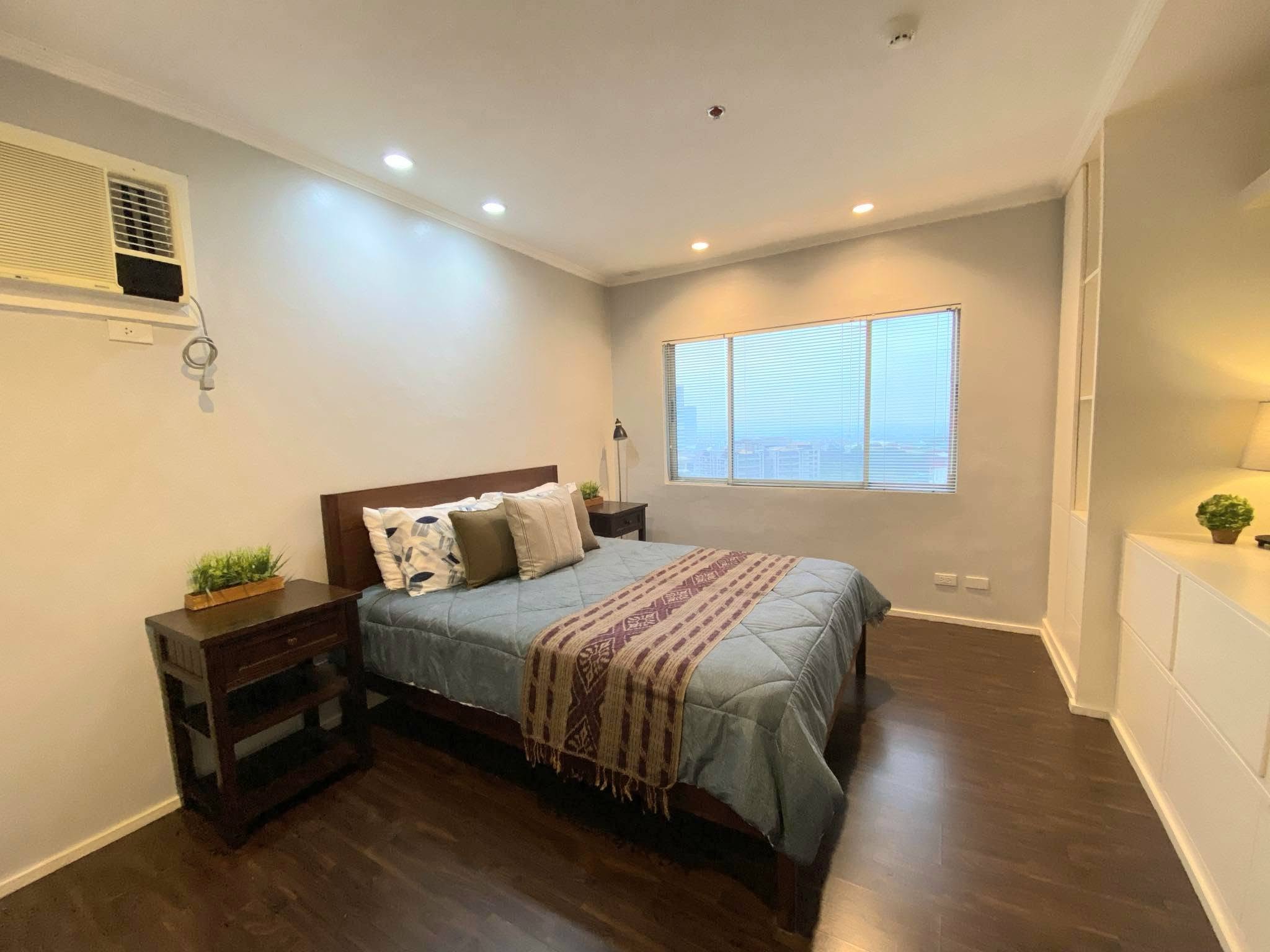 2 Bedroom in Pacific Place Condominium Ortigas Central Business District Property ID: RT038 — photo 4