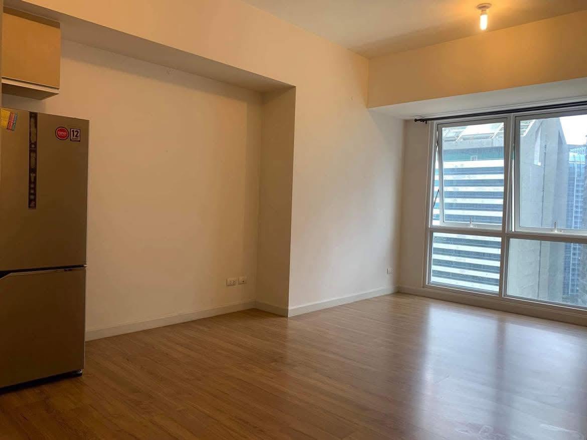 Studio for Sale in Lerato Tower 3, Malugay Makati. Property ID: FM042