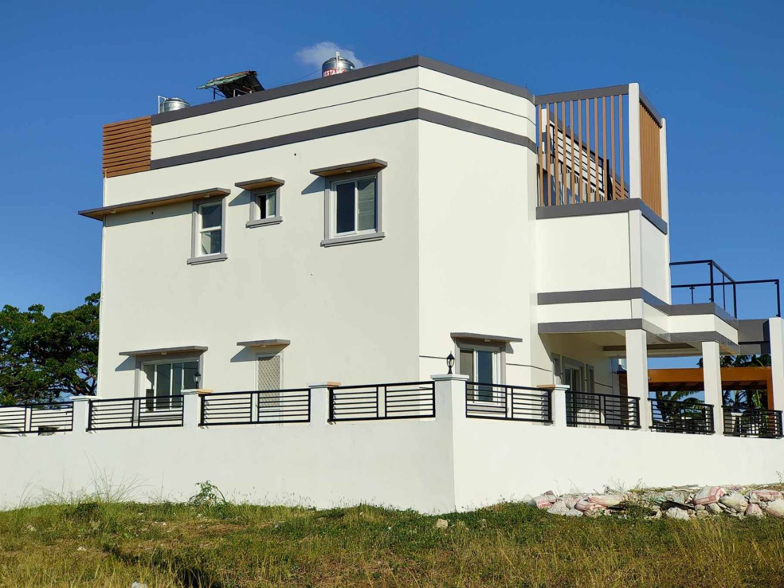 House and Lot For Sale in St. Charbel South Executive Village at Dasmariñas City Cavite, Property ID: JP045 — photo 3