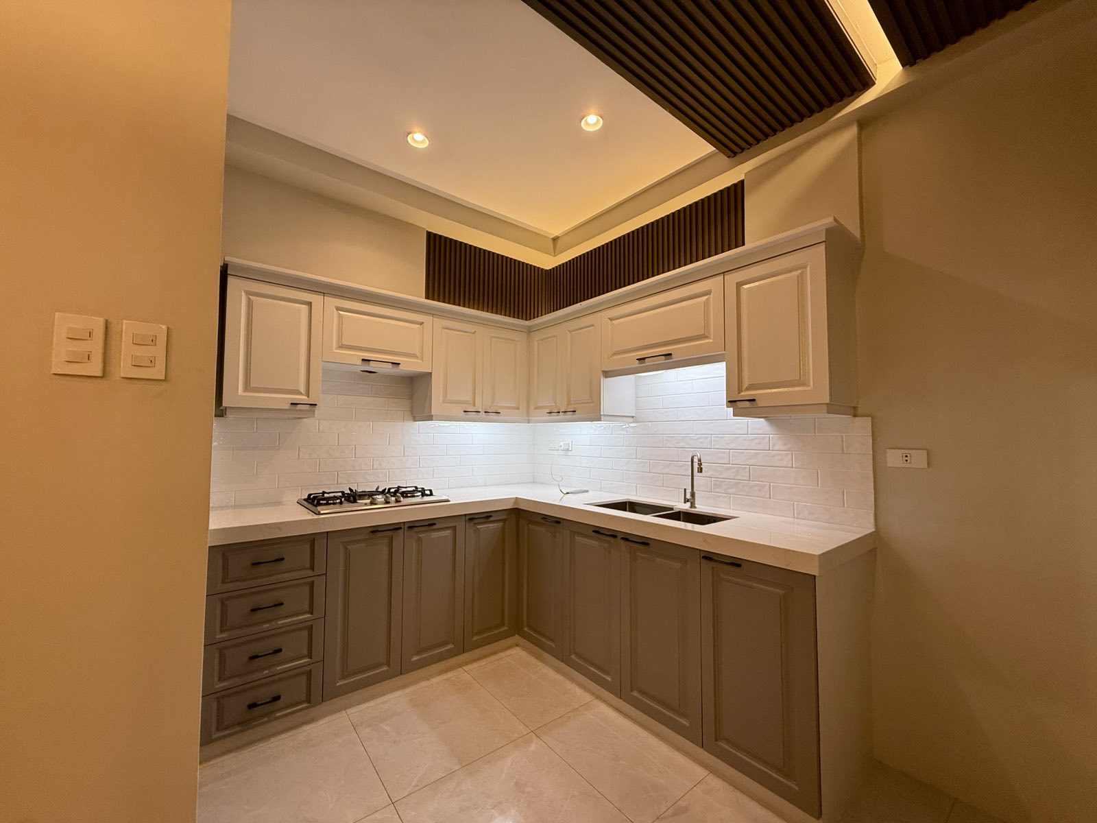 Brand New Duplex House for Sale in Fortunata Subdivion, San Isidro Paranaque. Property ID: FM035 — photo 11