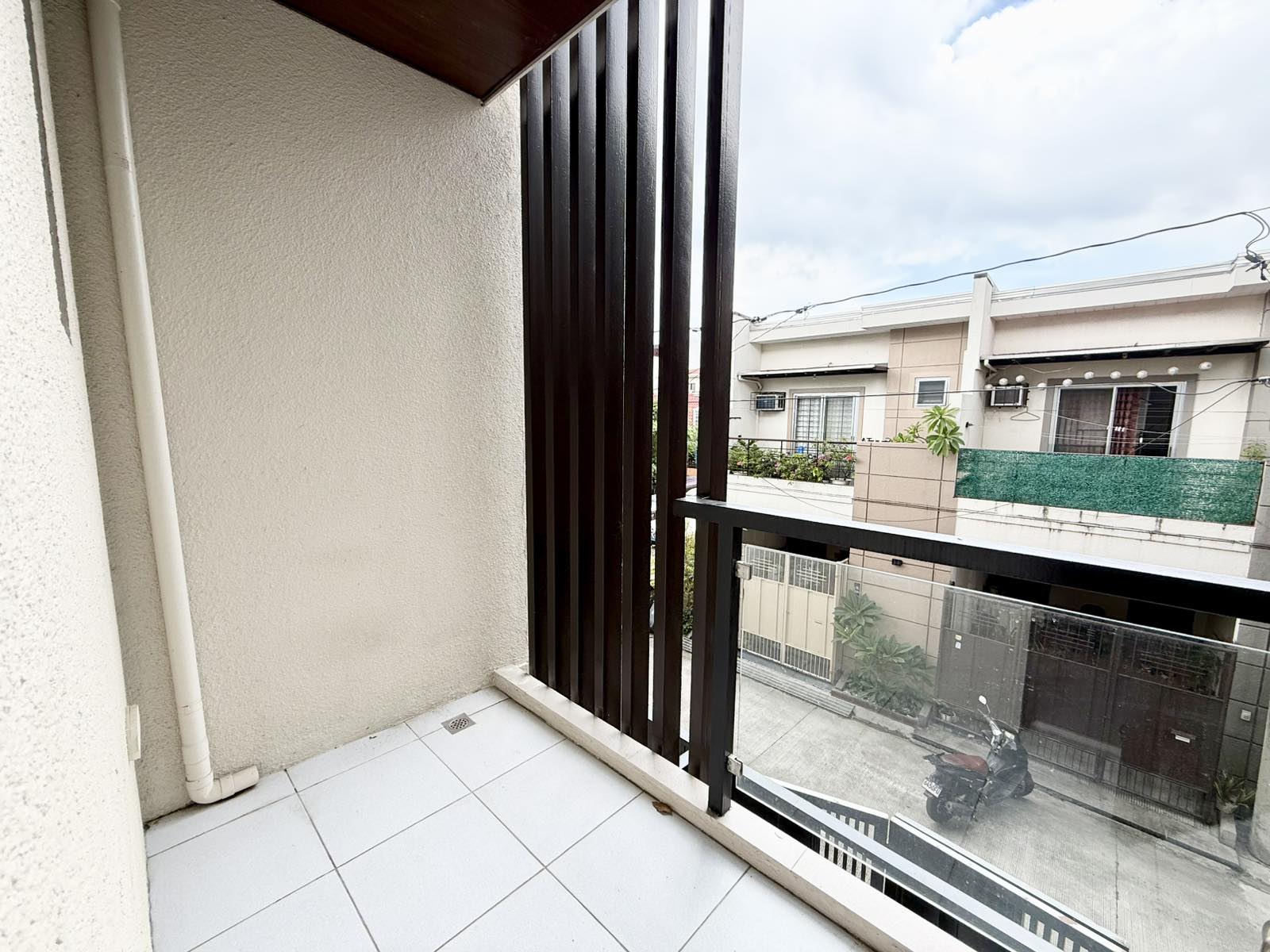 Brand New Duplex House for Sale in Fortunata Subdivion, San Isidro Paranaque. Property ID: FM045 — photo 7