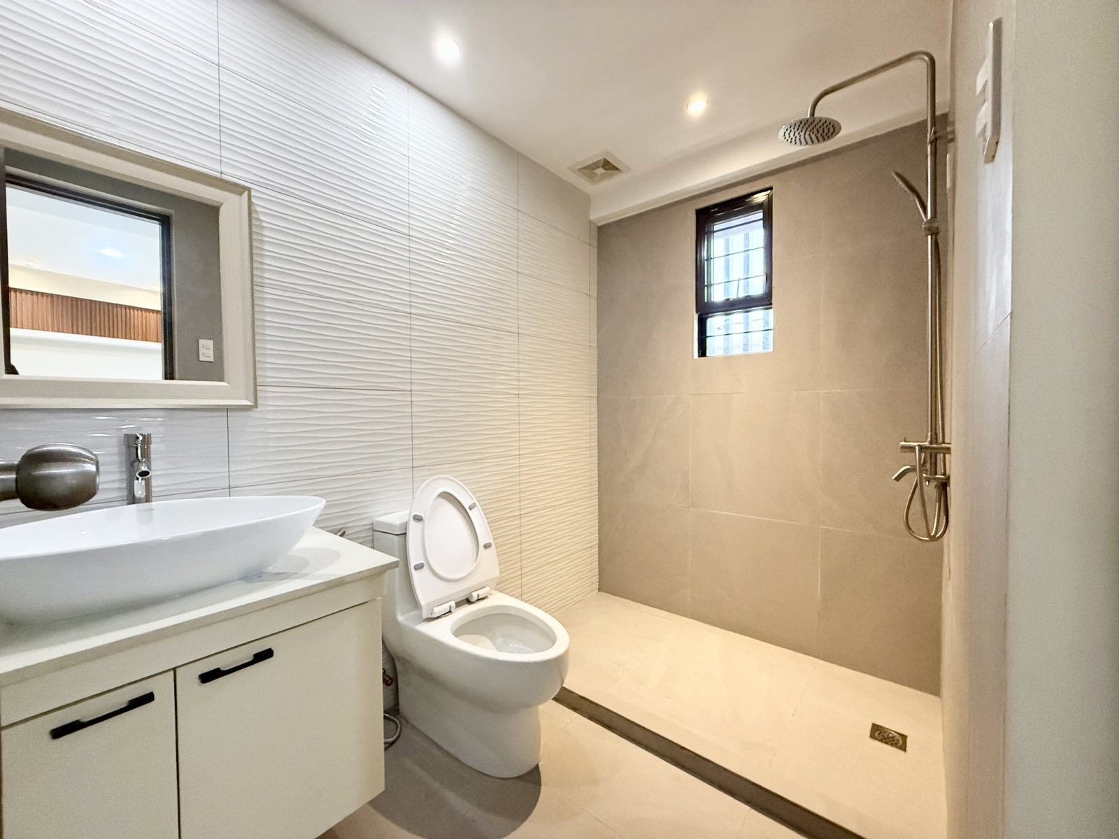 Brand New Duplex House for Sale in Fortunata Subdivion, San Isidro Paranaque. Property ID: FM045 — photo 10