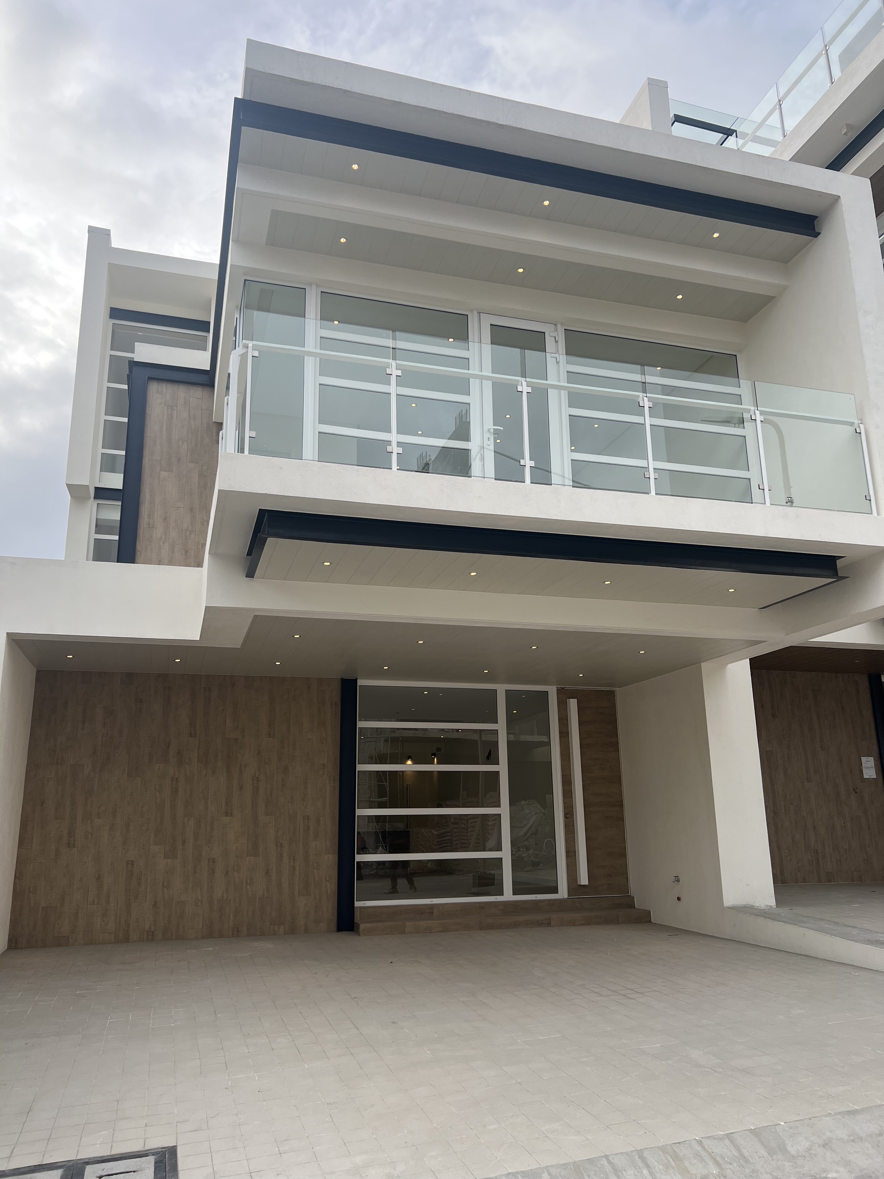 3 Bedroom House for Sale in M Residences Capitol Hills Quezon City. Property ID: FM046 — photo 1