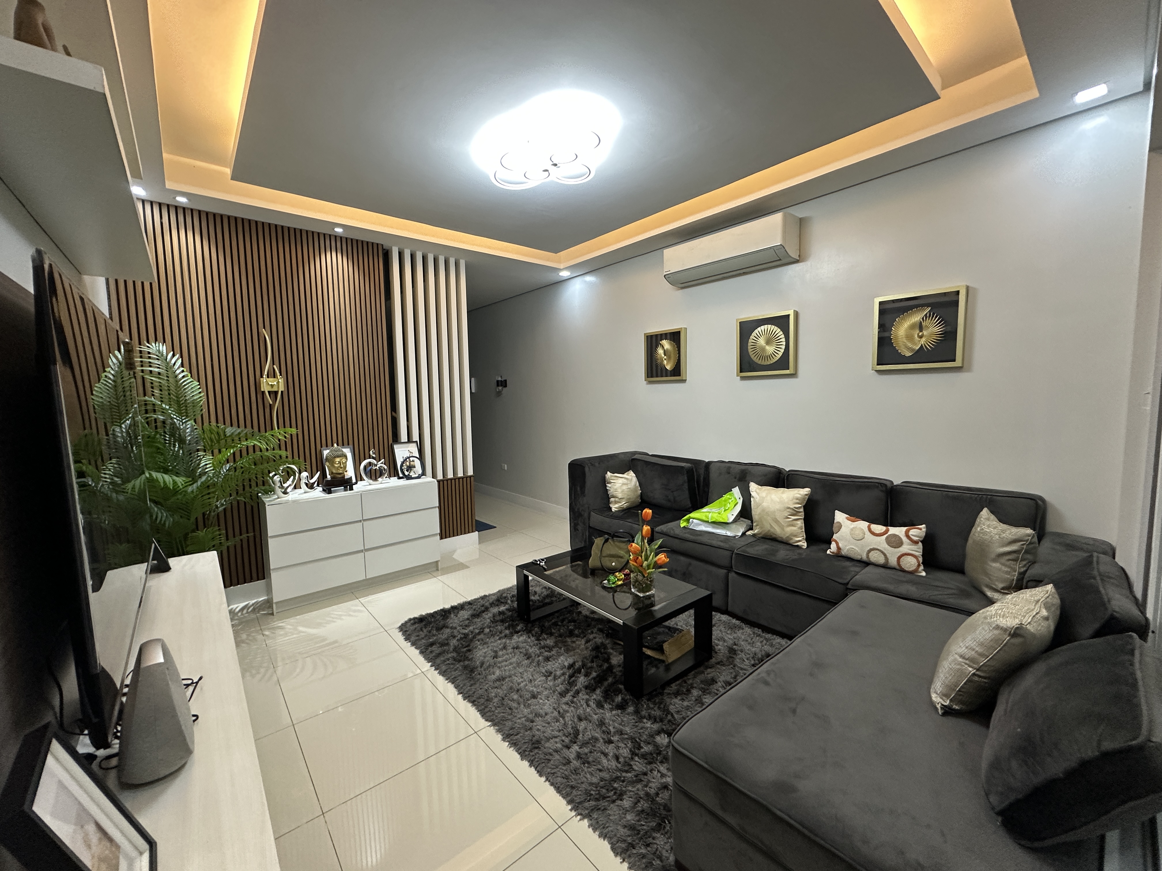 5 Bedroom Townhouse For Sale in Diliman, Quezon City | Townhouse for Sale | Property ID: EA021 — photo 2