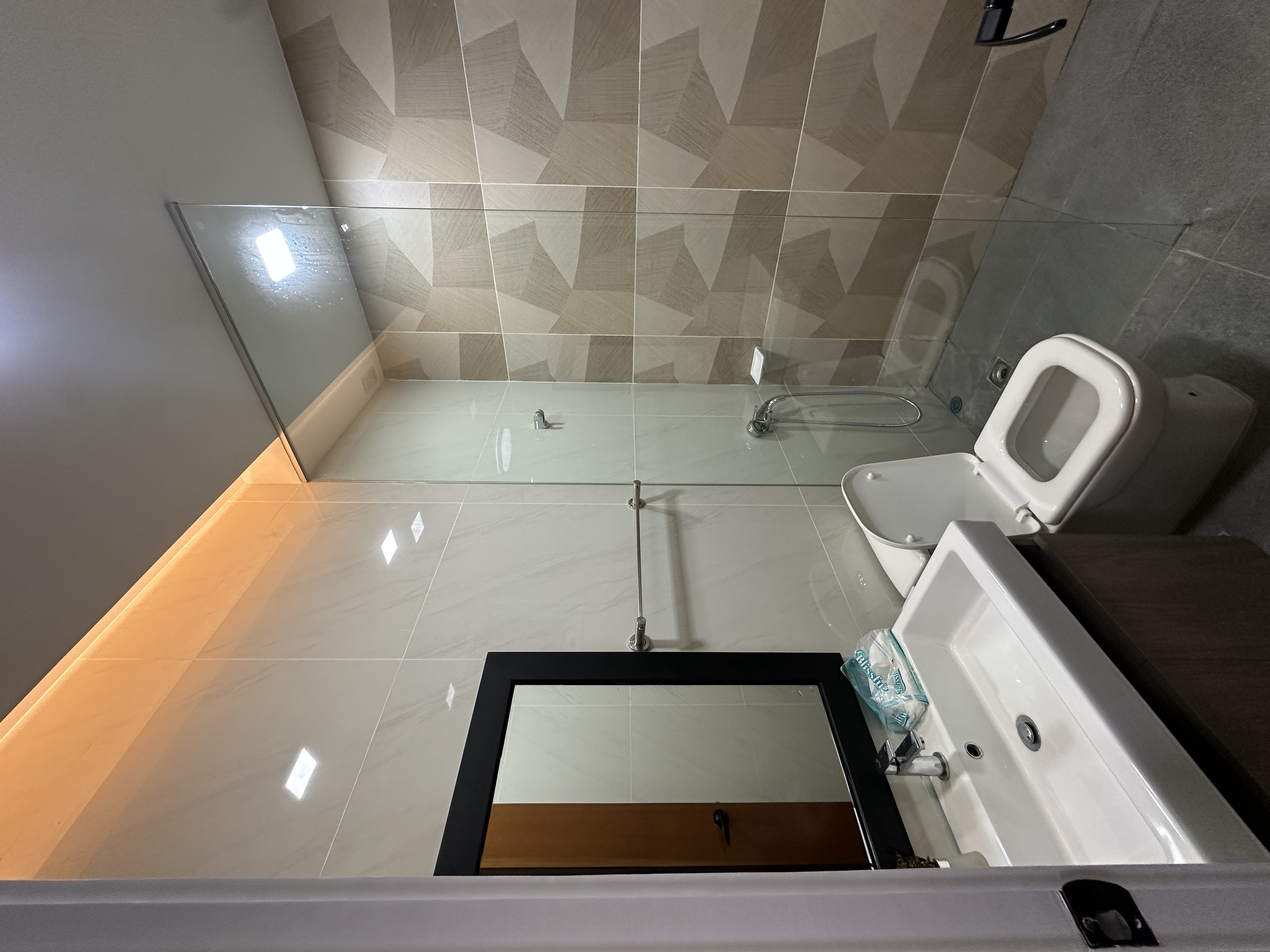 5 Bedroom Townhouse For Sale in Diliman, Quezon City | Townhouse for Sale | Property ID: EA021 — photo 10