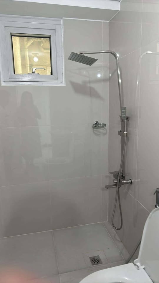 Studio in The Aston Two Serendra BGC Taguig City Condo for Sale Property ID: RT040 — photo 3