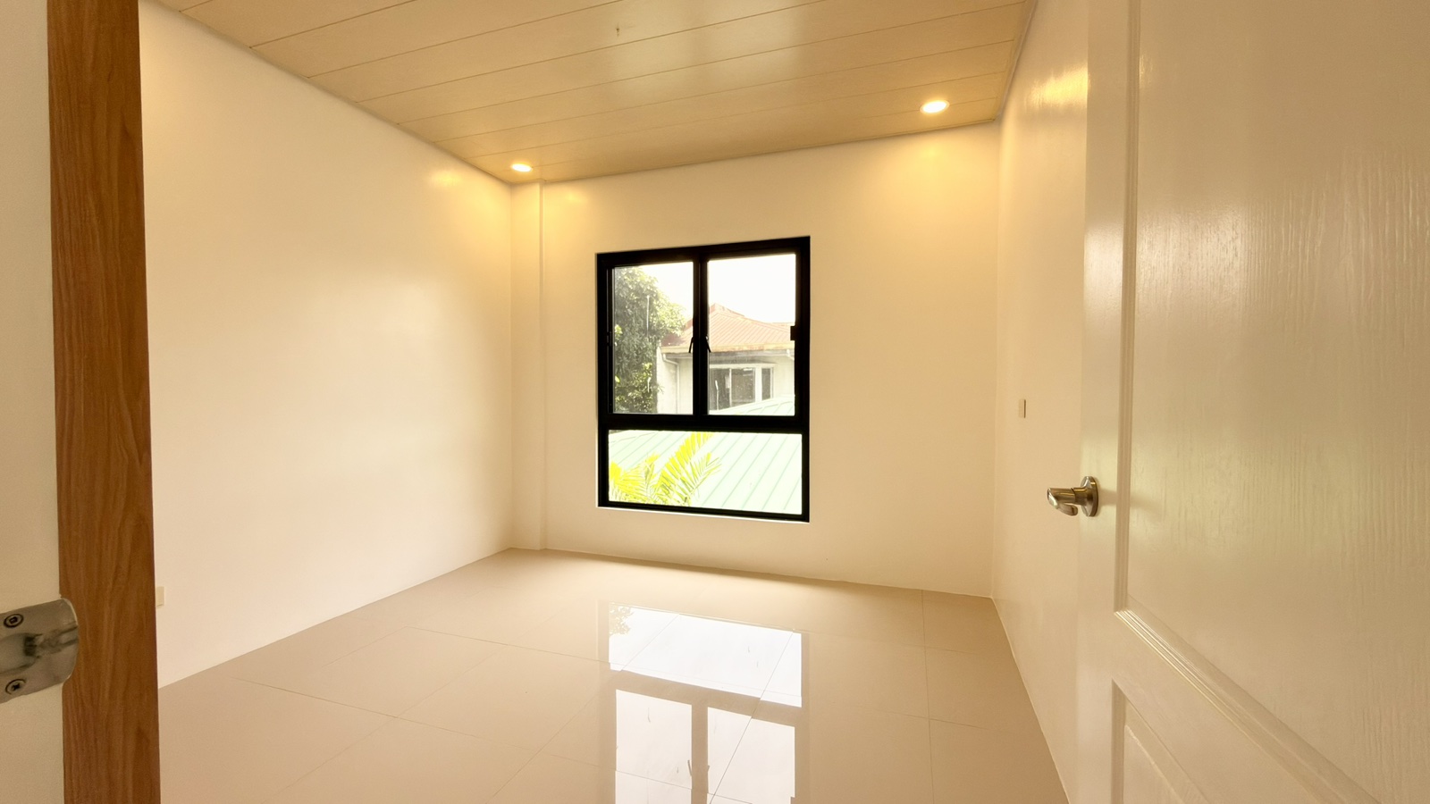Brand New 5 Bedroom House for Sale in BF Northwest, Paranaque City. Property ID: RT019 — photo 8