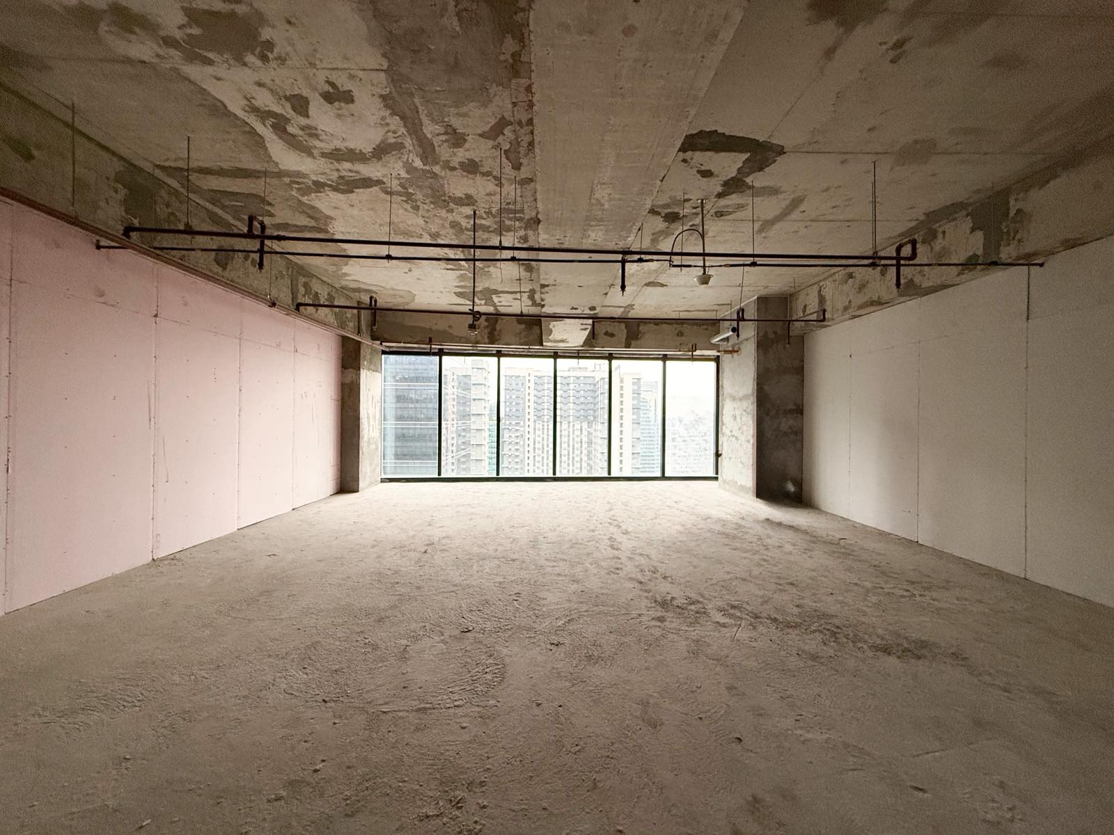 Bare Office Unit in Park Triangle Corporate Plaza. Property ID: FM048 — photo 9