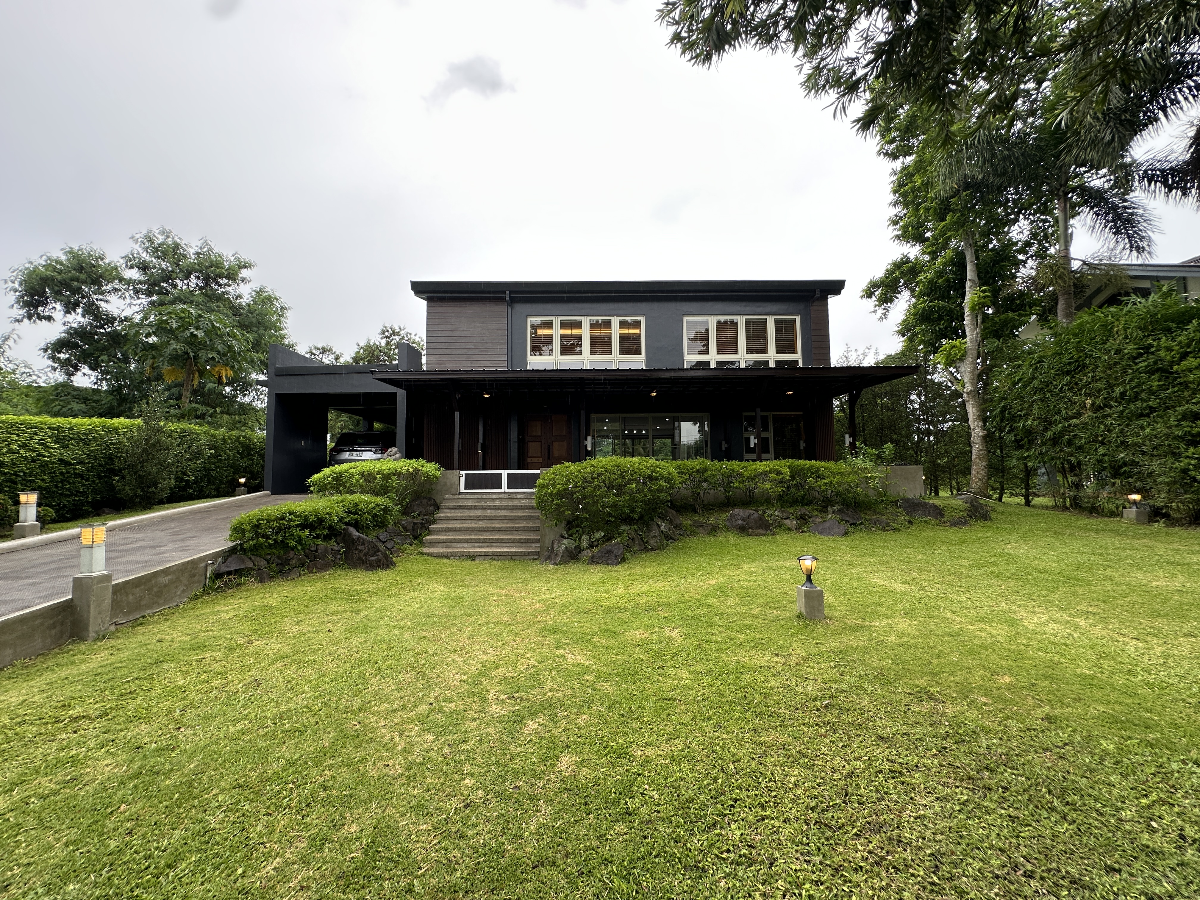 3 Bedroom House and Lot For Sale in Plantation Hills, Tagaytay| House and Lot for Sale | Property ID: EA022 — photo 2