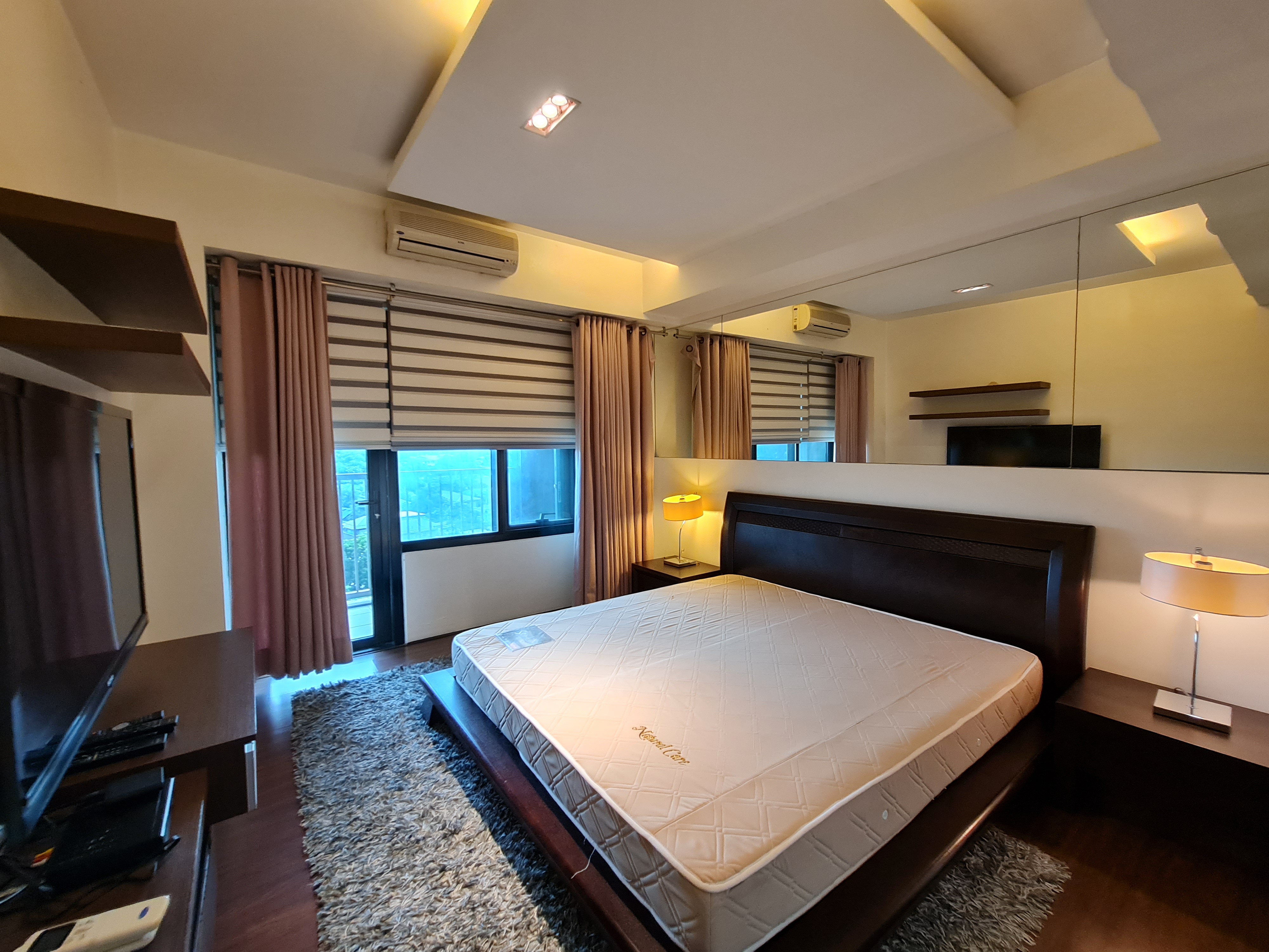 2 Bedroom for Rent in One Rockwell East. Property ID: FM049 — photo 1