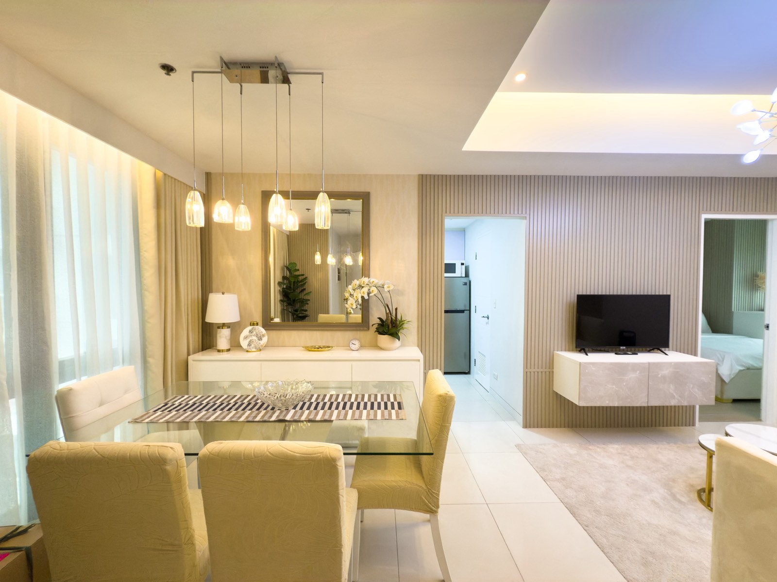 2 Bedroom for Rent in Greenbelt Hamilton Tower 1 Legaspi Makati. Property ID: FM050 — photo 3