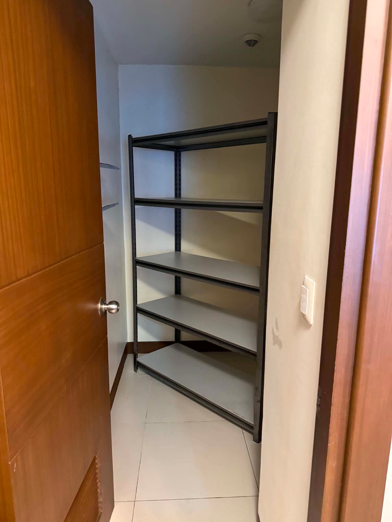 2 Bedroom in Three Central for Sale at Salcedo Village Makati City, Property ID: RB002 — photo 1
