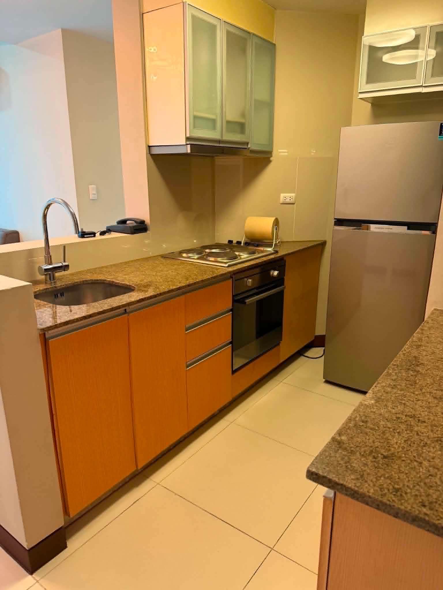 2 Bedroom in Three Central for Sale at Salcedo Village Makati City, Property ID: RB002 — photo 7