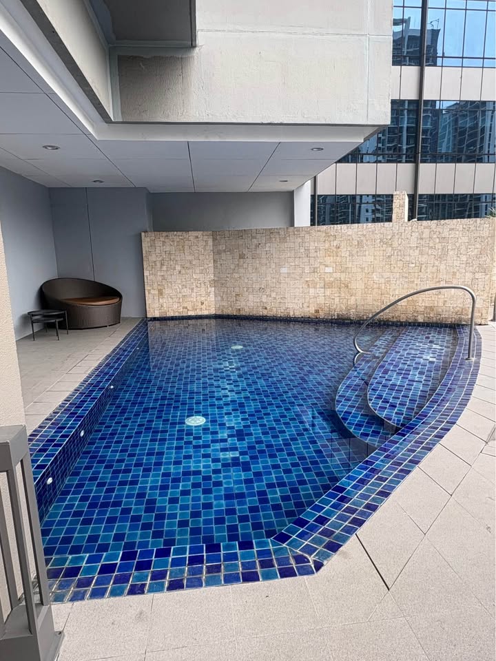 1 Bedroom in Icon Plaza BGC Taguig City Condo for Rent Property ID: RT042 — photo 3